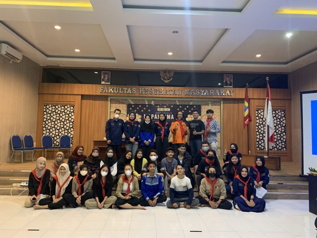 Foto Bersama Pembina Lapangan dan Anggota Mapakesma