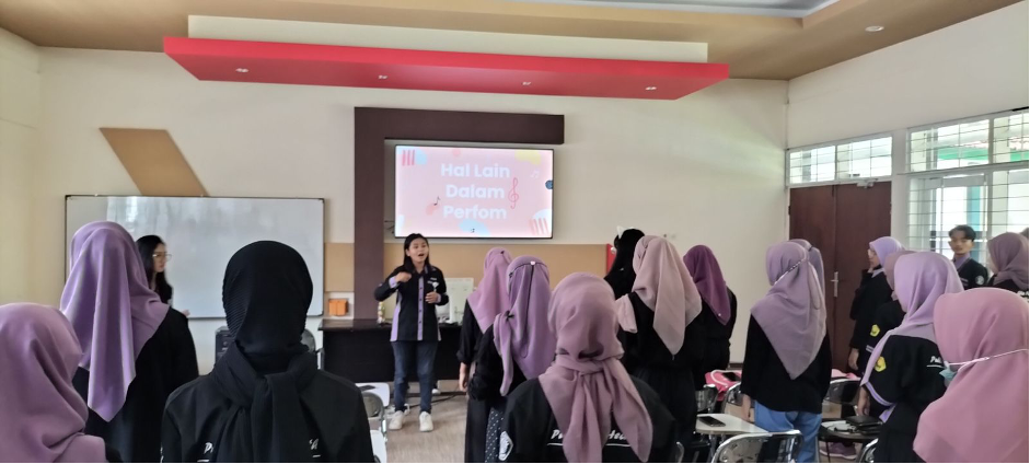 Sesi pelatihan vokal