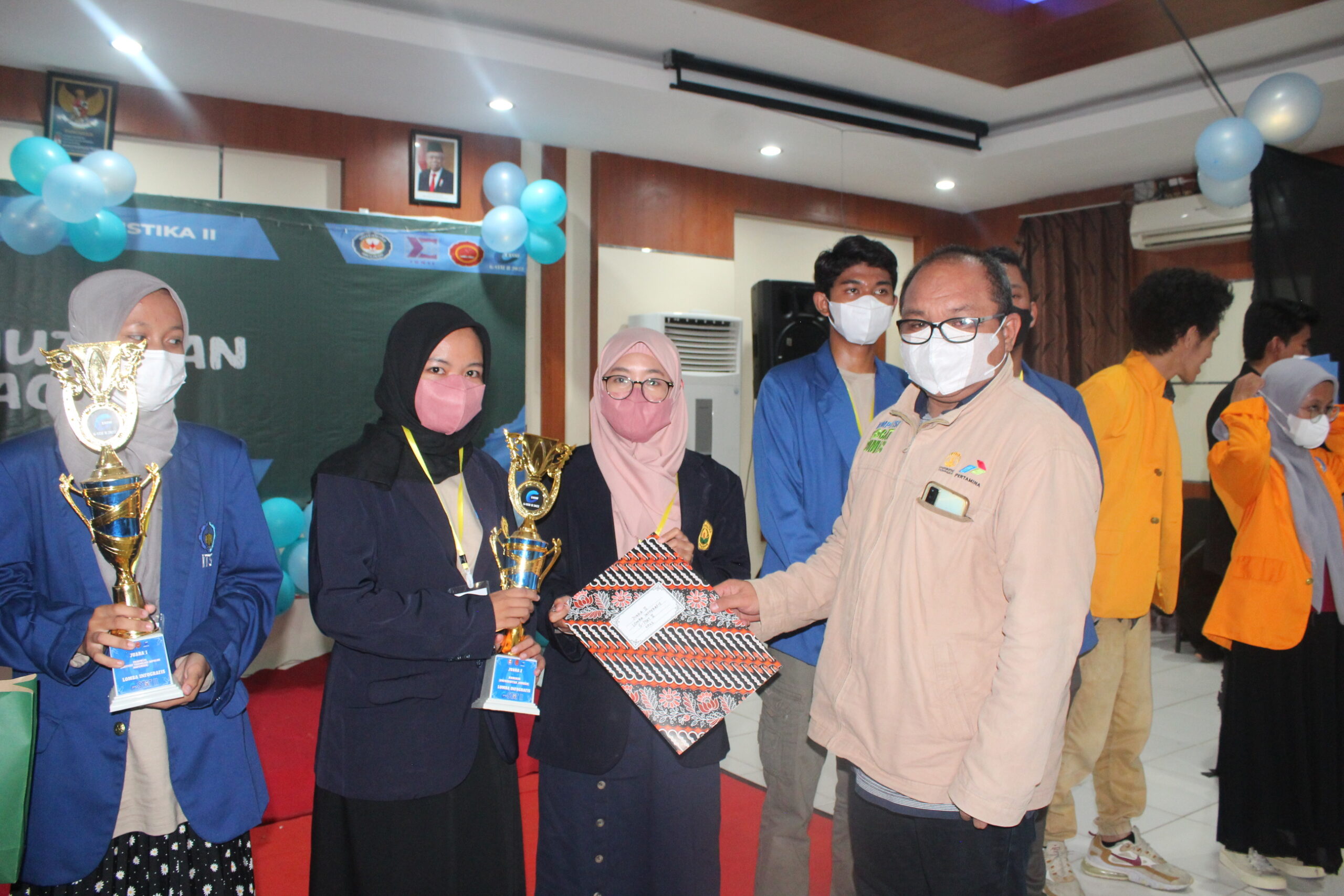 Mahasiswi FKM Unej Raih Juara II Lomba Infografis Statistik Nasional dalam Gebyar Statistika II