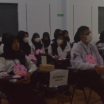 Pemaparan Materi Ke-2- Penulisan Esai oleh Kak Rachmy Rosyida Rois, S.KM 3