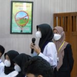 Pemaparan Materi Ke-3- Dinamika dan Current Issue Kesehatan Masyarakat oleh Ibu Adistha Eka Noveyani, S.KM., M.P.H 2