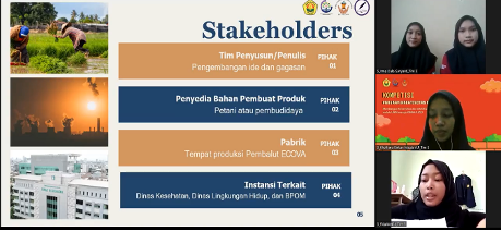 Presentasi karya oleh finalis