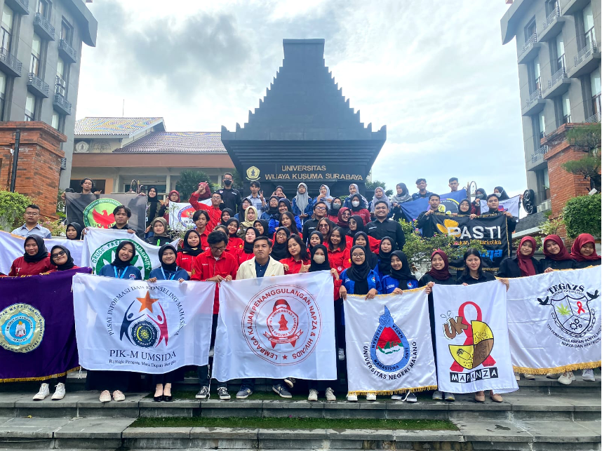 Pendelegasian Komunitas Mahasiswa Peduli HIV/AIDS: “Peningkatan Pengetahuan dan Pengalaman dalam Keorganisasian melalui Kegiatan Forum Nasional Mahasiswa Anti Penyalahgunaan Narkoba 2023”