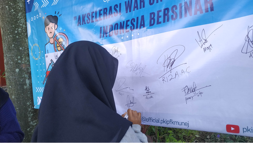 Tanda tangan sebagai bentuk komitmen untuk tidak menggunakan narkoba